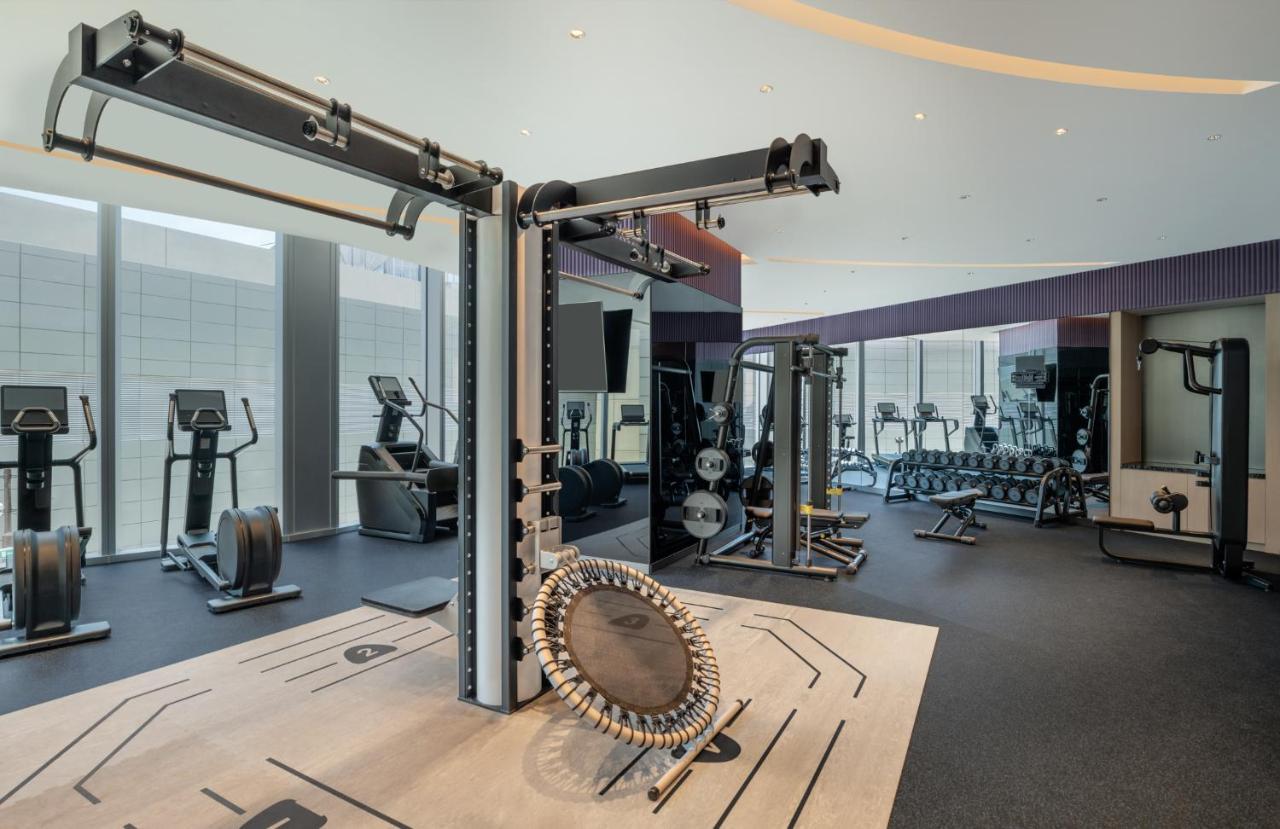 W Macau - Studio City 외부 사진 The gym at the hotel