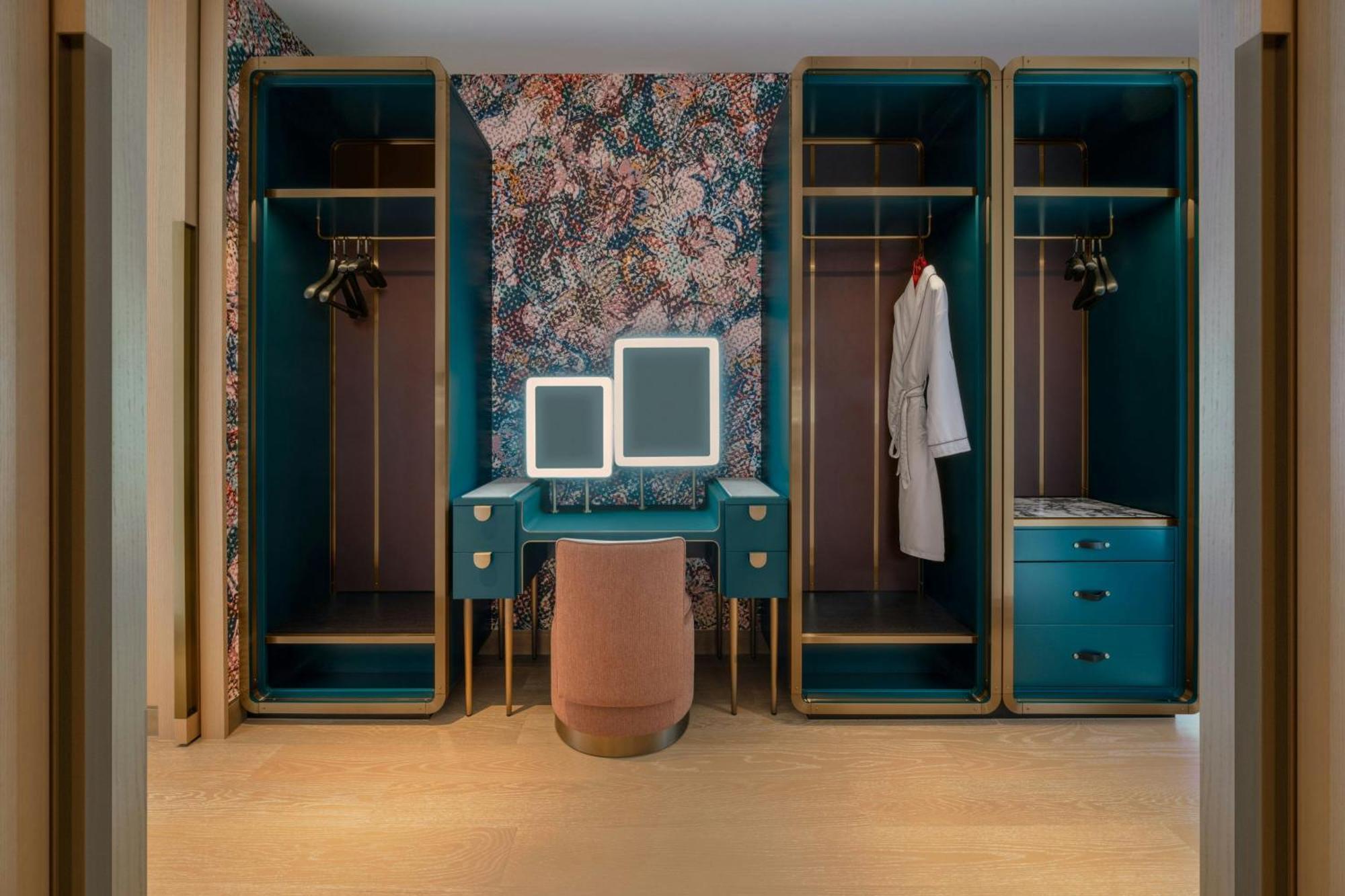 W Macau - Studio City 외부 사진 A dressing room