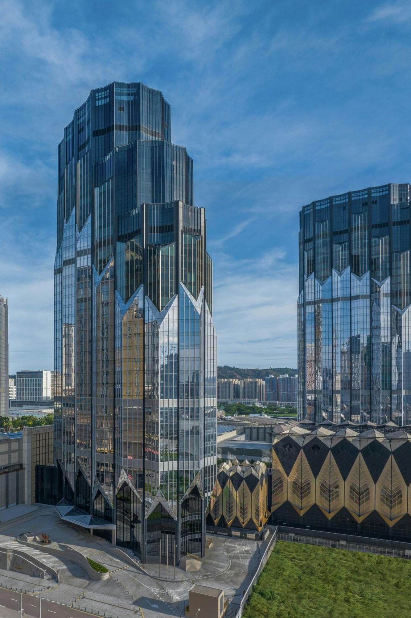 W Macau - Studio City 외부 사진 The Pinnacle at The Park