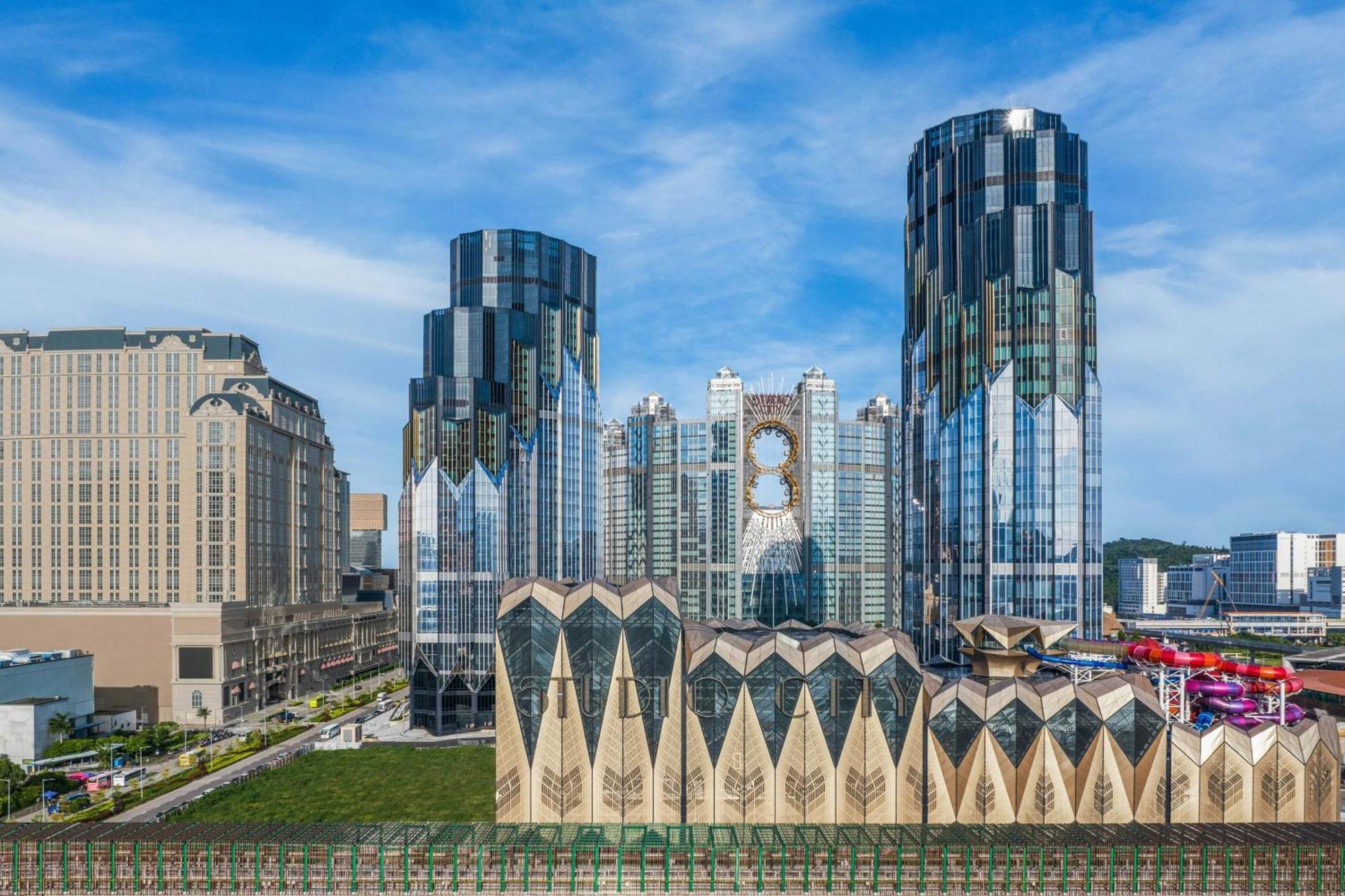 W Macau - Studio City 외부 사진 The New Century Grand Theatre